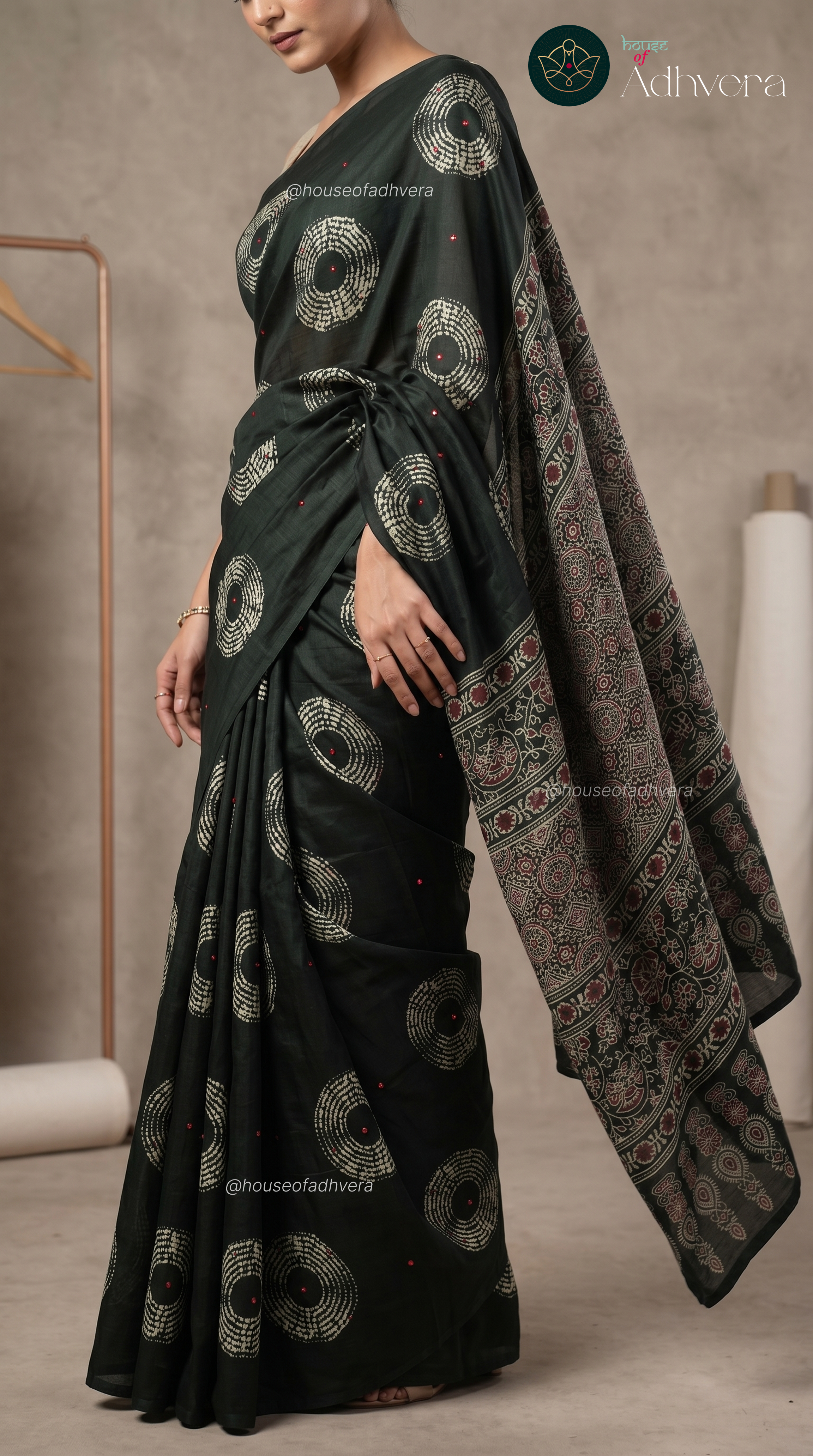 Iraaya Drape- HOA 1143