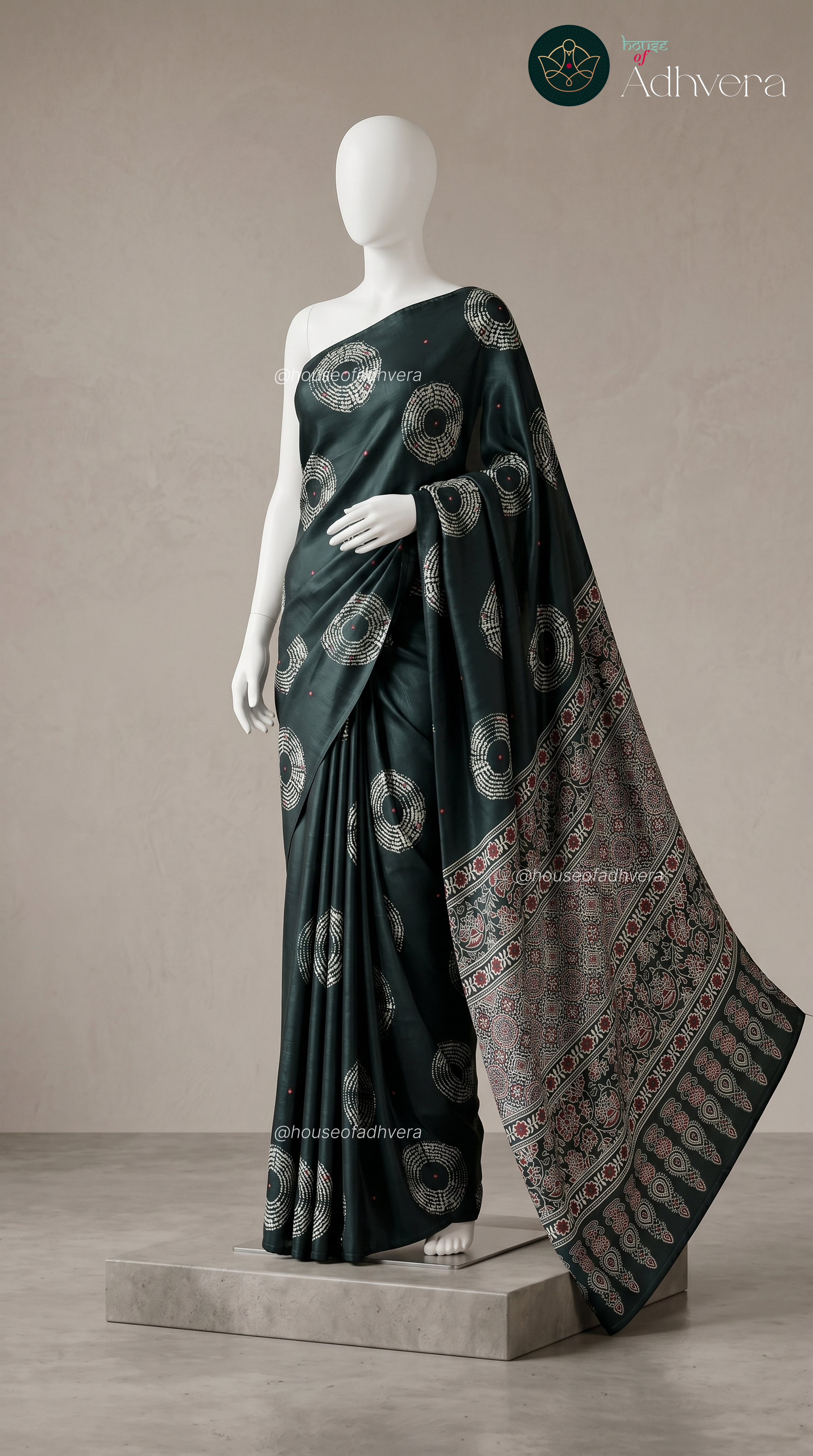 Iraaya Drape- HOA 1143